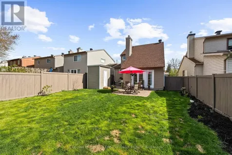 34 Melville Drive Ottawa ON K2J 2E9