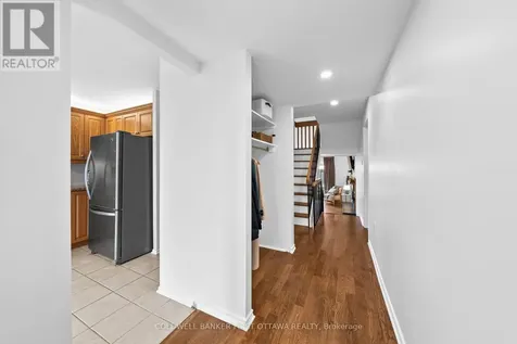 34 Melville Drive Ottawa ON K2J 2E9