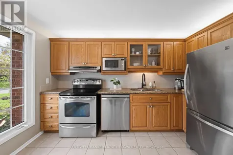 34 Melville Drive Ottawa ON K2J 2E9