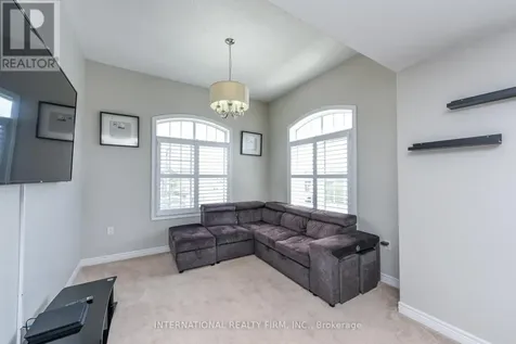 578 Dougall Avenue Caledon ON L7C 3Z4