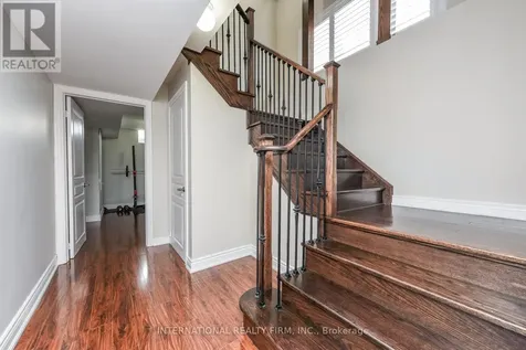 578 Dougall Avenue Caledon ON L7C 3Z4