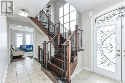 578 Dougall Avenue Caledon ON L7C 3Z4