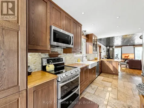 354 5th Concession Road West Hamilton ON L0R 1V0