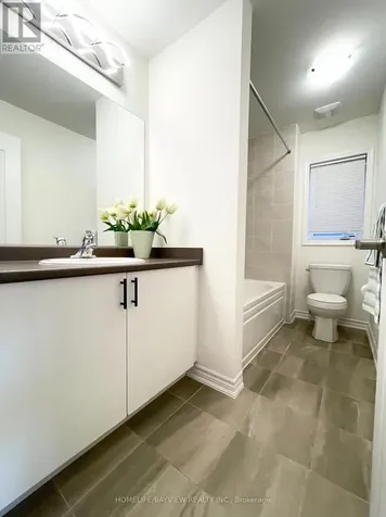 128 Village Gate Drive Wasaga Beach ON L9Z 0J7