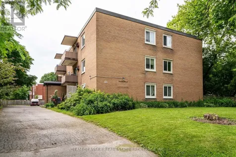 52 Hiawatha Street St. Thomas ON N5P 2T4