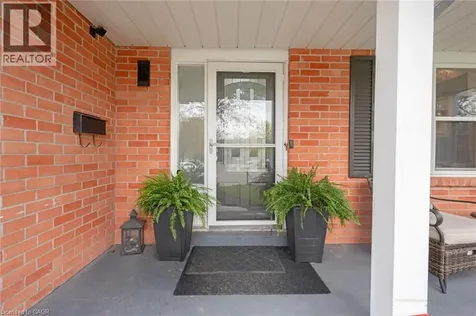 26 Telfer Court Cambridge ON N1T 1G3