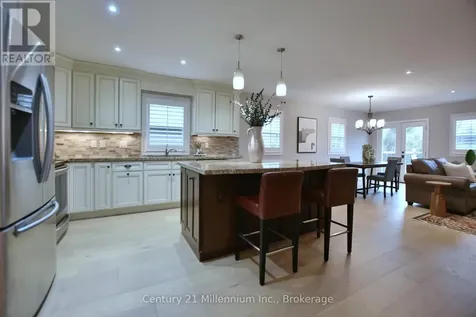 117 Stanley Street Collingwood ON L9Y 0G3