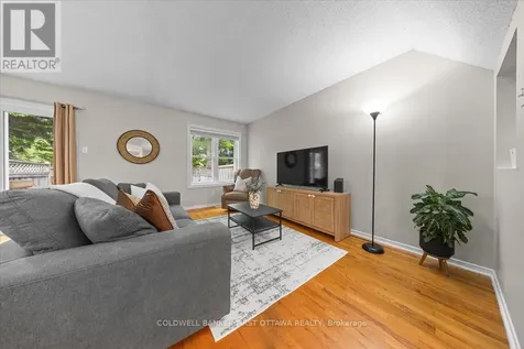 29 Heartleaf Private Ottawa ON K1T 3Z9