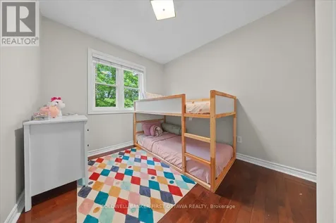 29 Heartleaf Private Ottawa ON K1T 3Z9