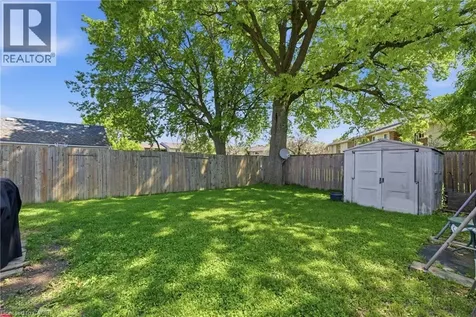 446 Scholfield Avenue North Welland ON L3B 1N2