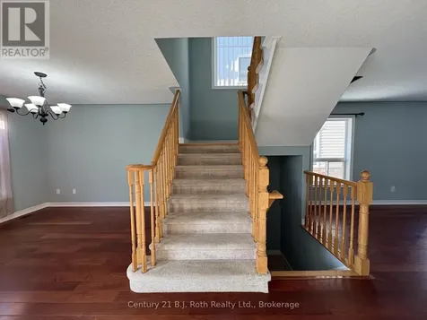 34 Pearl Drive Orillia ON L3V 0A5