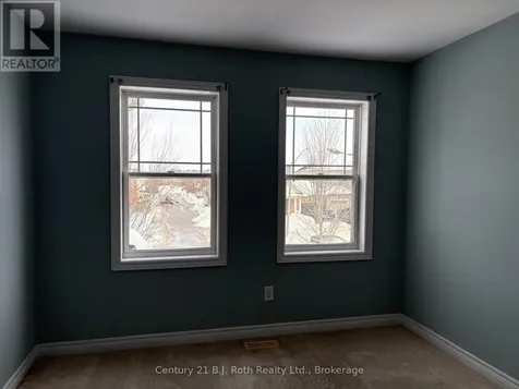 34 Pearl Drive Orillia ON L3V 0A5