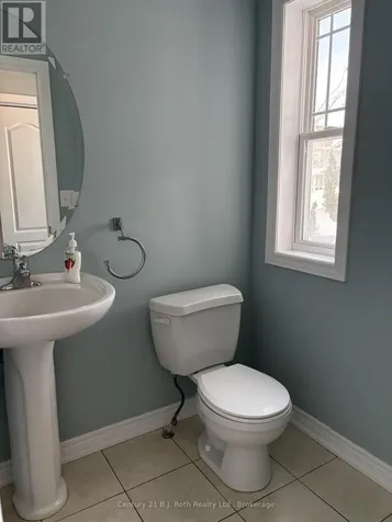 34 Pearl Drive Orillia ON L3V 0A5