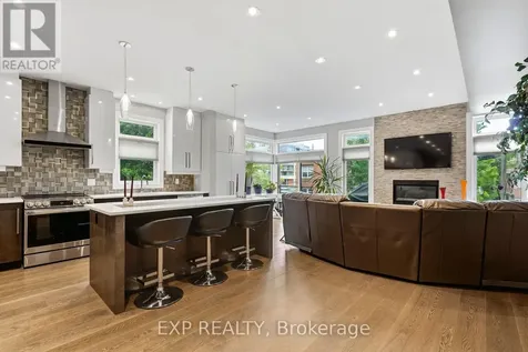 157 Wesley Avenue Ottawa ON K1Z 7A1