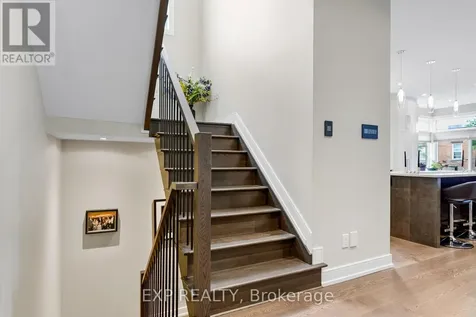 157 Wesley Avenue Ottawa ON K1Z 7A1