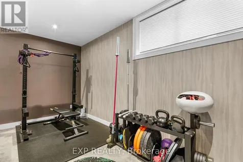 157 Wesley Avenue Ottawa ON K1Z 7A1