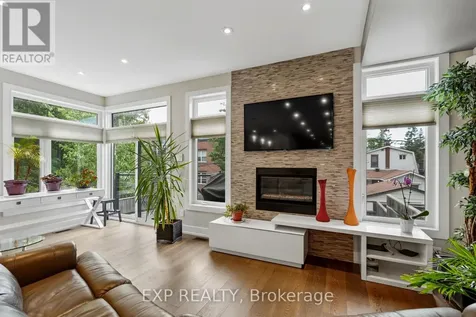 157 Wesley Avenue Ottawa ON K1Z 7A1