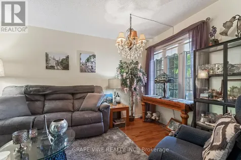 66 Daventry Crescent Ottawa ON K2J 4M8