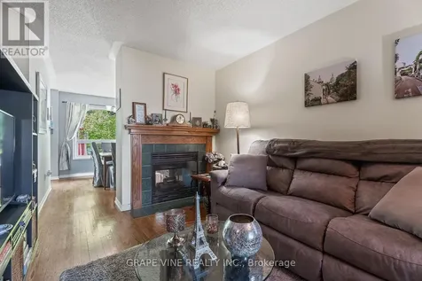 66 Daventry Crescent Ottawa ON K2J 4M8