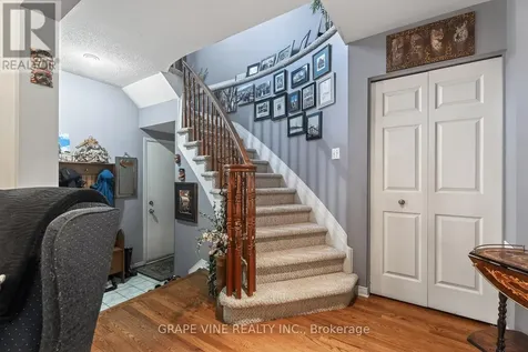 66 Daventry Crescent Ottawa ON K2J 4M8