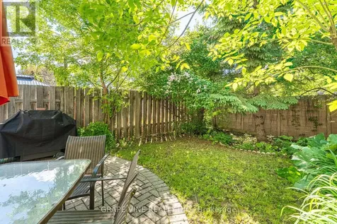 66 Daventry Crescent Ottawa ON K2J 4M8