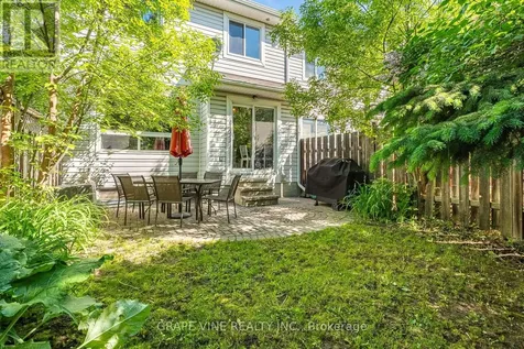 66 Daventry Crescent Ottawa ON K2J 4M8