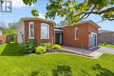 692 Ewing Street Cobourg ON K9A 5N8
