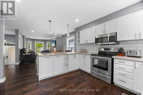 692 Ewing Street Cobourg ON K9A 5N8