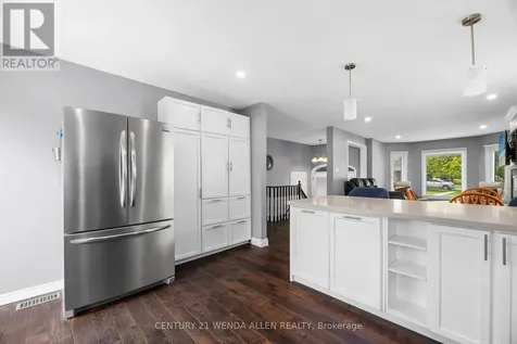 692 Ewing Street Cobourg ON K9A 5N8