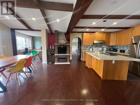 3134 Bloomington Road Whitchurch-stouffville ON L4A 7X5