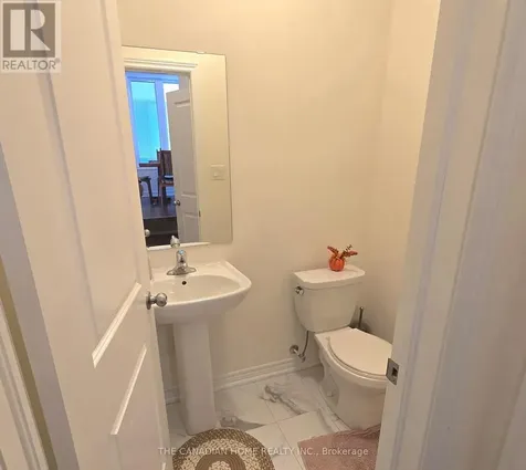 76 Conarty Crescent Whitby ON L1P 0L4