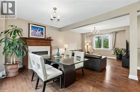 1541 Garnet Avenue Mississauga ON L5G 4C7