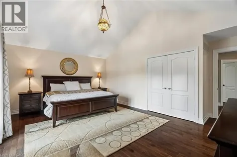 1541 Garnet Avenue Mississauga ON L5G 4C7