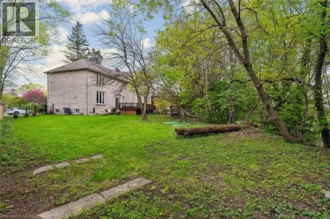 1541 Garnet Avenue Mississauga ON L5G 4C7