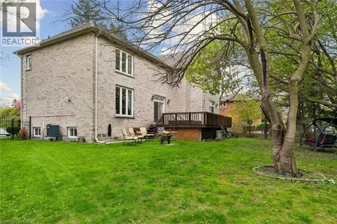 1541 Garnet Avenue Mississauga ON L5G 4C7