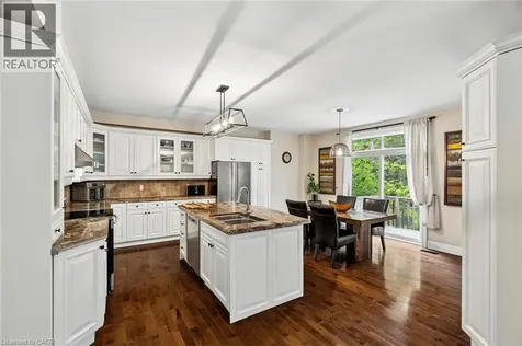 1541 Garnet Avenue Mississauga ON L5G 4C7