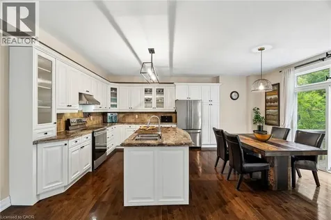1541 Garnet Avenue Mississauga ON L5G 4C7