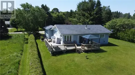 12 Islandview Mindemoya ON P0P 1S0