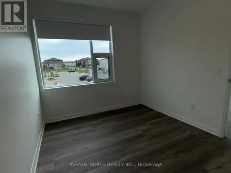 4838 Bank Street Ottawa ON K1X 0N1