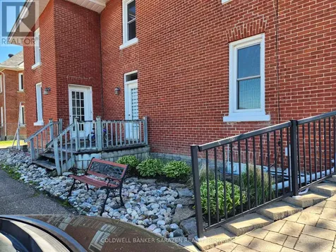 194 Daniel Street South Arnprior ON K7S 2L8