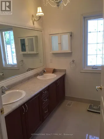 966 Shore Lane Wasaga Beach ON L9Z 2B4