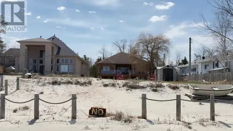 966 Shore Lane Wasaga Beach ON L9Z 2B4