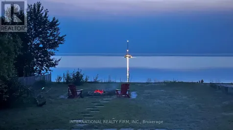 966 Shore Lane Wasaga Beach ON L9Z 2B4