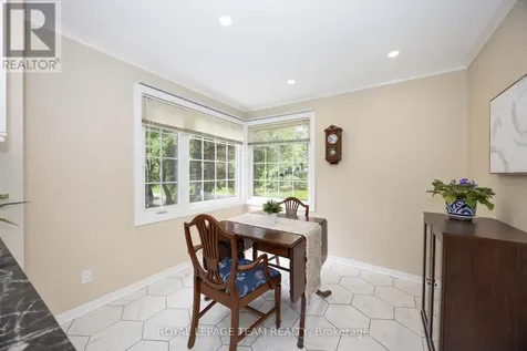 20 Grand Harbour Court Ottawa ON K2S 1H2