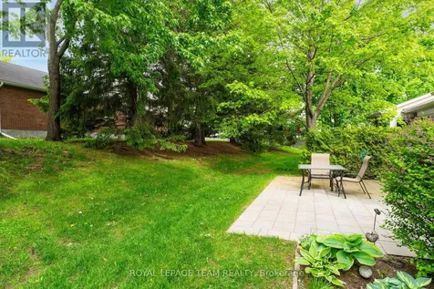 20 Grand Harbour Court Ottawa ON K2S 1H2