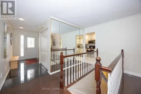 20 Grand Harbour Court Ottawa ON K2S 1H2