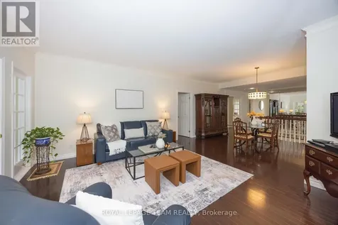 20 Grand Harbour Court Ottawa ON K2S 1H2