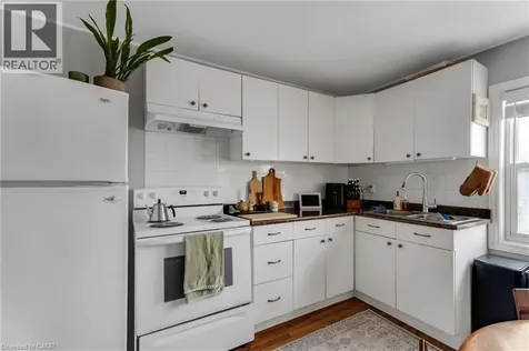 195 Victoria Street North Kitchener ON N2H 5C5