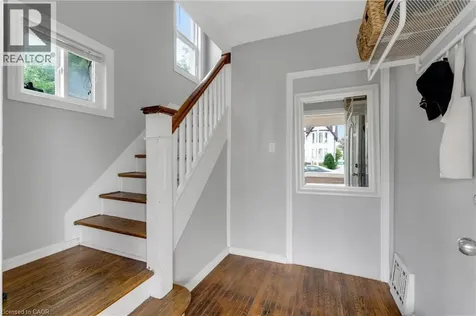 195 Victoria Street North Kitchener ON N2H 5C5