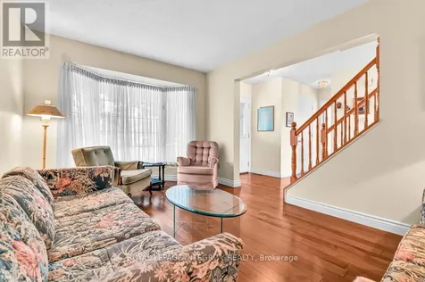 121 Dossetter Way Ottawa ON K1G 4S4